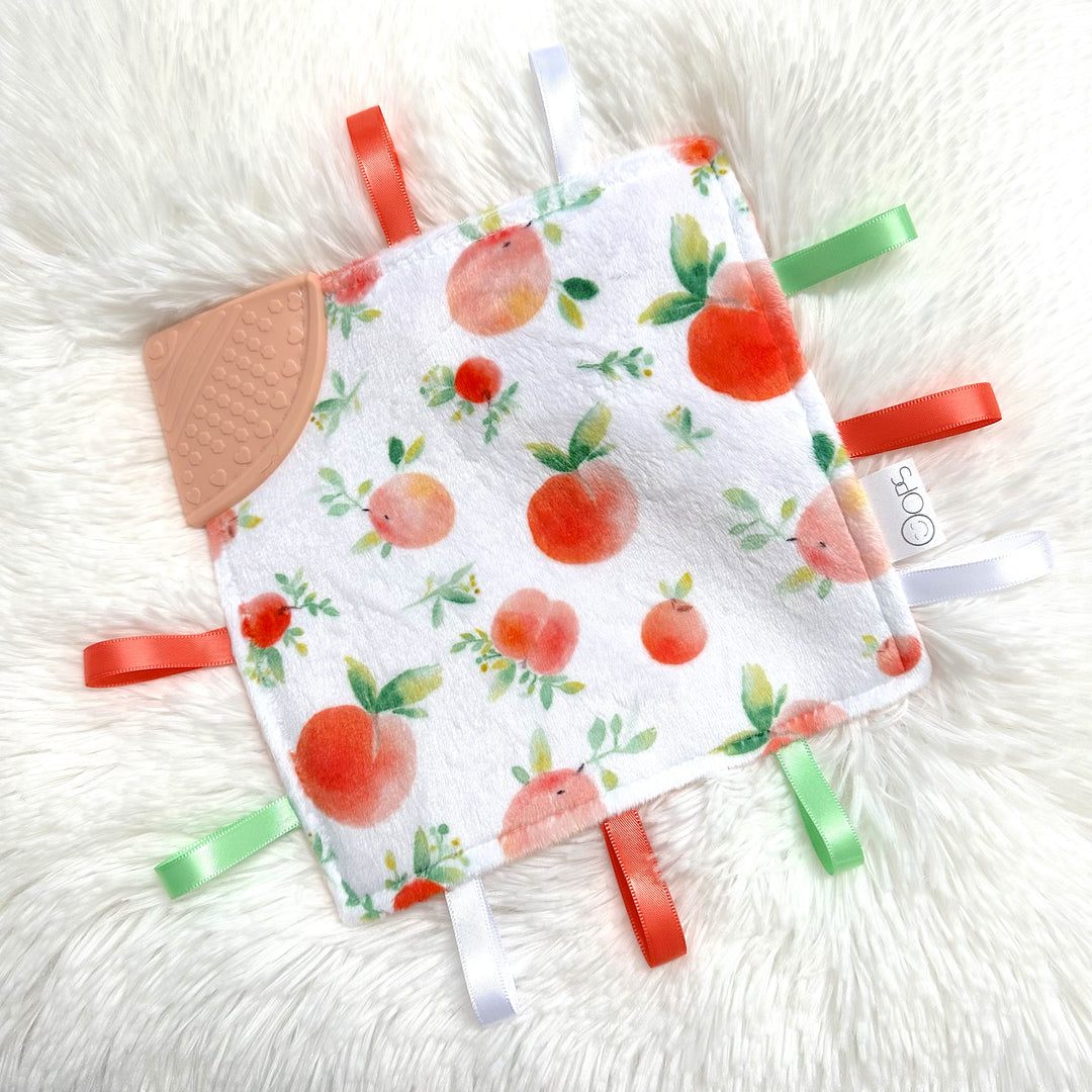 Seasonal peaches - Crunchy cuddly toy